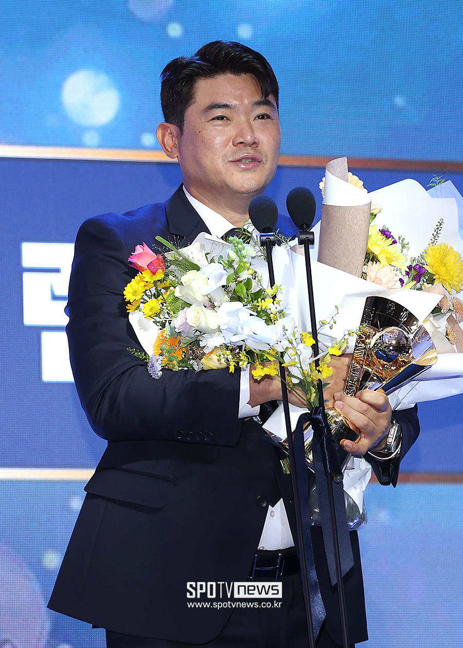 '최고령 홀드왕' SSG 노경은, '개인 최초' 페어플레이상 받는다…"후배들에게 귀감 되는 선수"