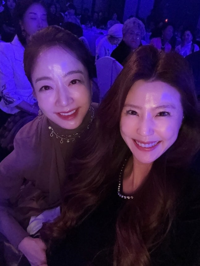 '현대 정대선♥' 노현정, 깜짝 근황 포착..이윤미 "소아암 자선 모임서 만나"