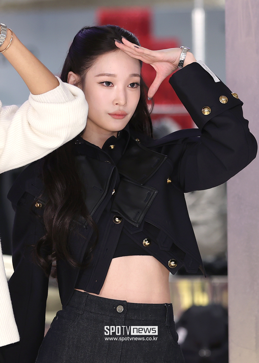 [포토S] 올데이프로젝트 애니, '일자 복근 뽐내며'