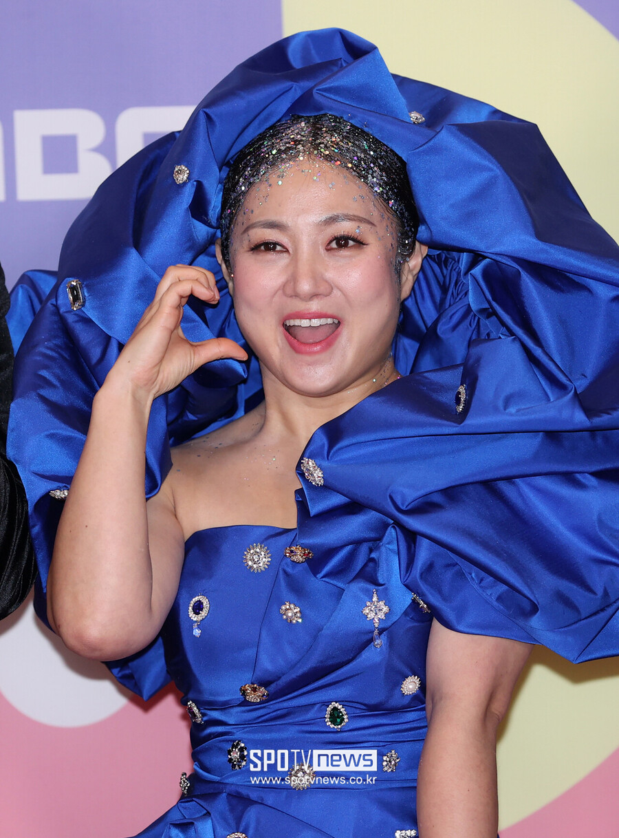 박나래 '주사이모' 불법 의료 의혹 일파만파…정부 "필요시 행정조사 검토"