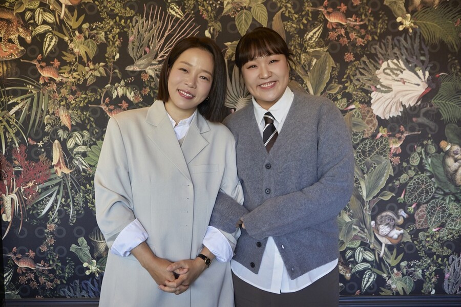▲ 정이랑(왼쪽), 이수지. 제공ㅣ쿠팡플레이