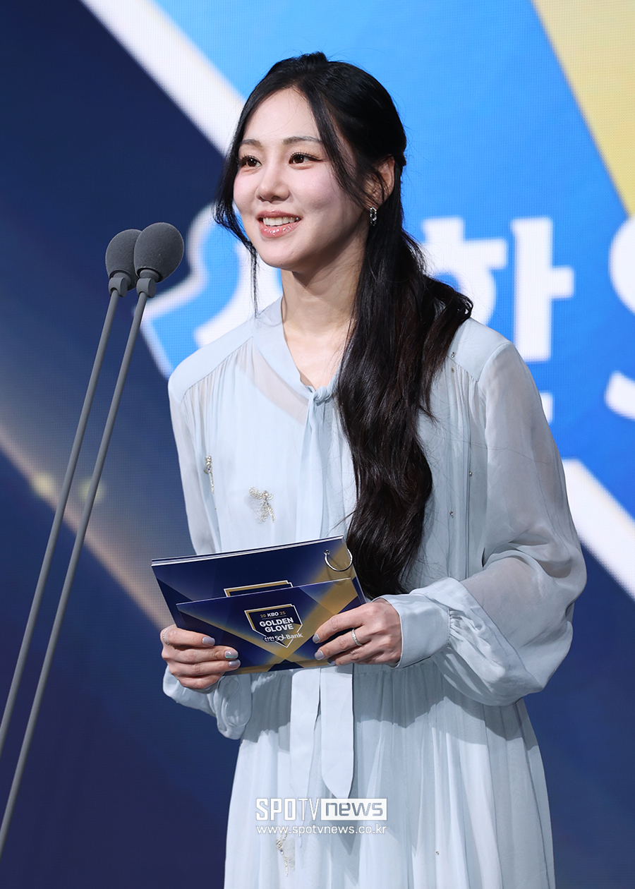 [포토S] 한지은, 청순한 시스루 패션