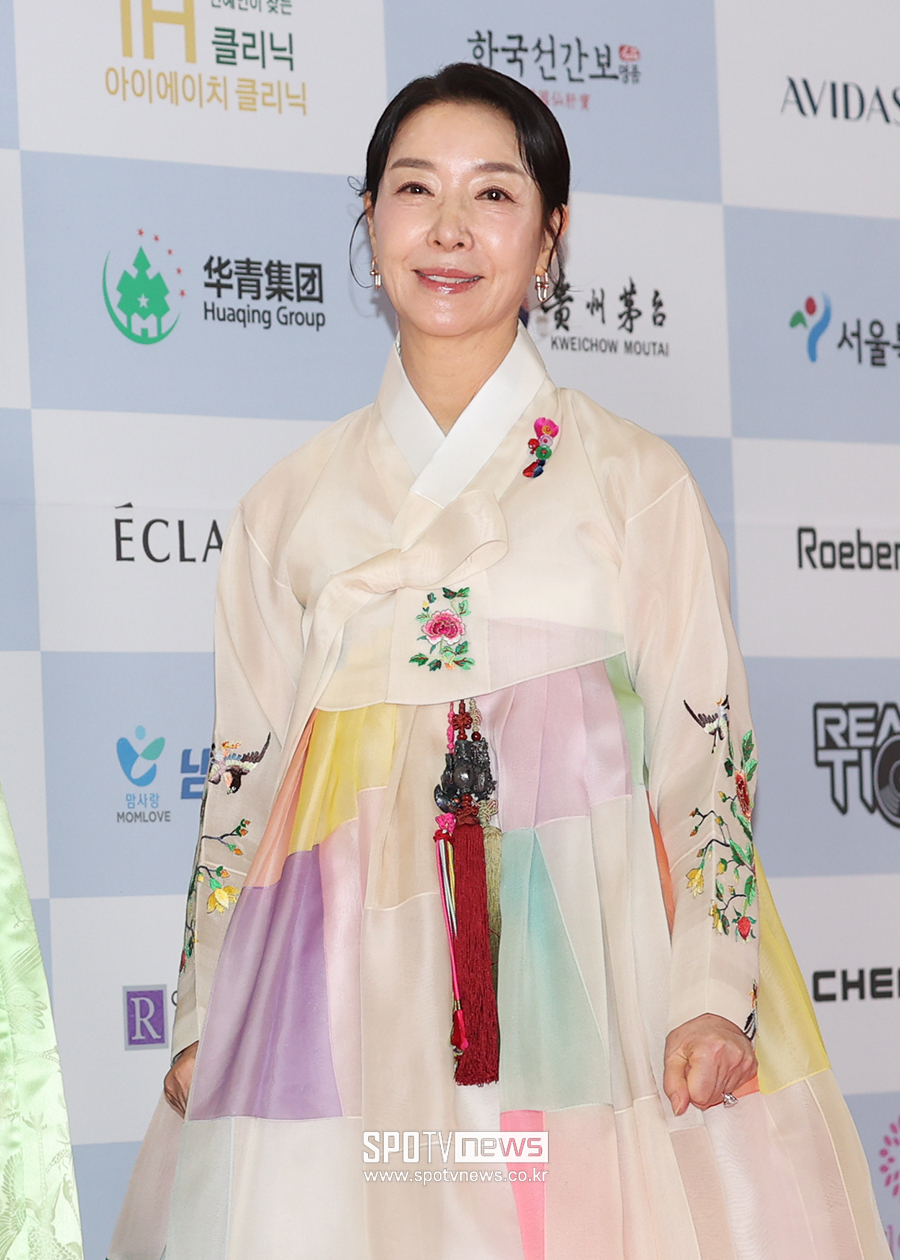 [포토S] 김보연, 우아한 한복 자태