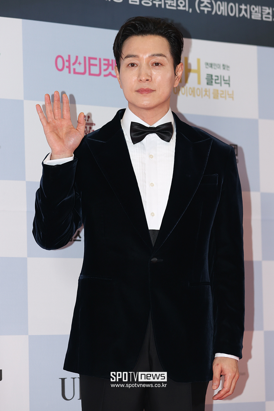 [포토S] 정성일, 깔끔한 외모