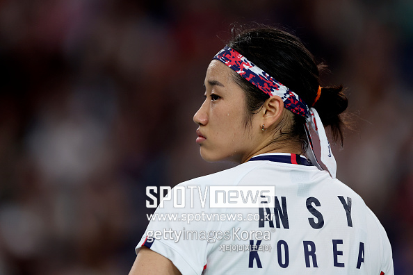 ▲ badminton