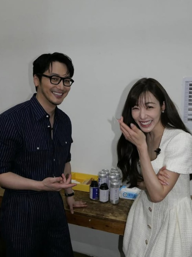 변요한♥티파니, 동시에 손편지 공개..결혼 언급도 "사랑하는 사람 만나"[전문]