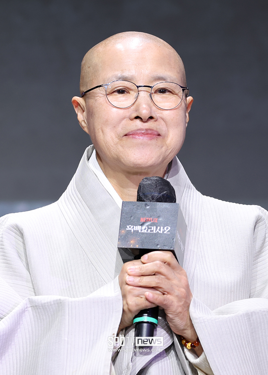 [포토S] 인사말 하는 선재스님