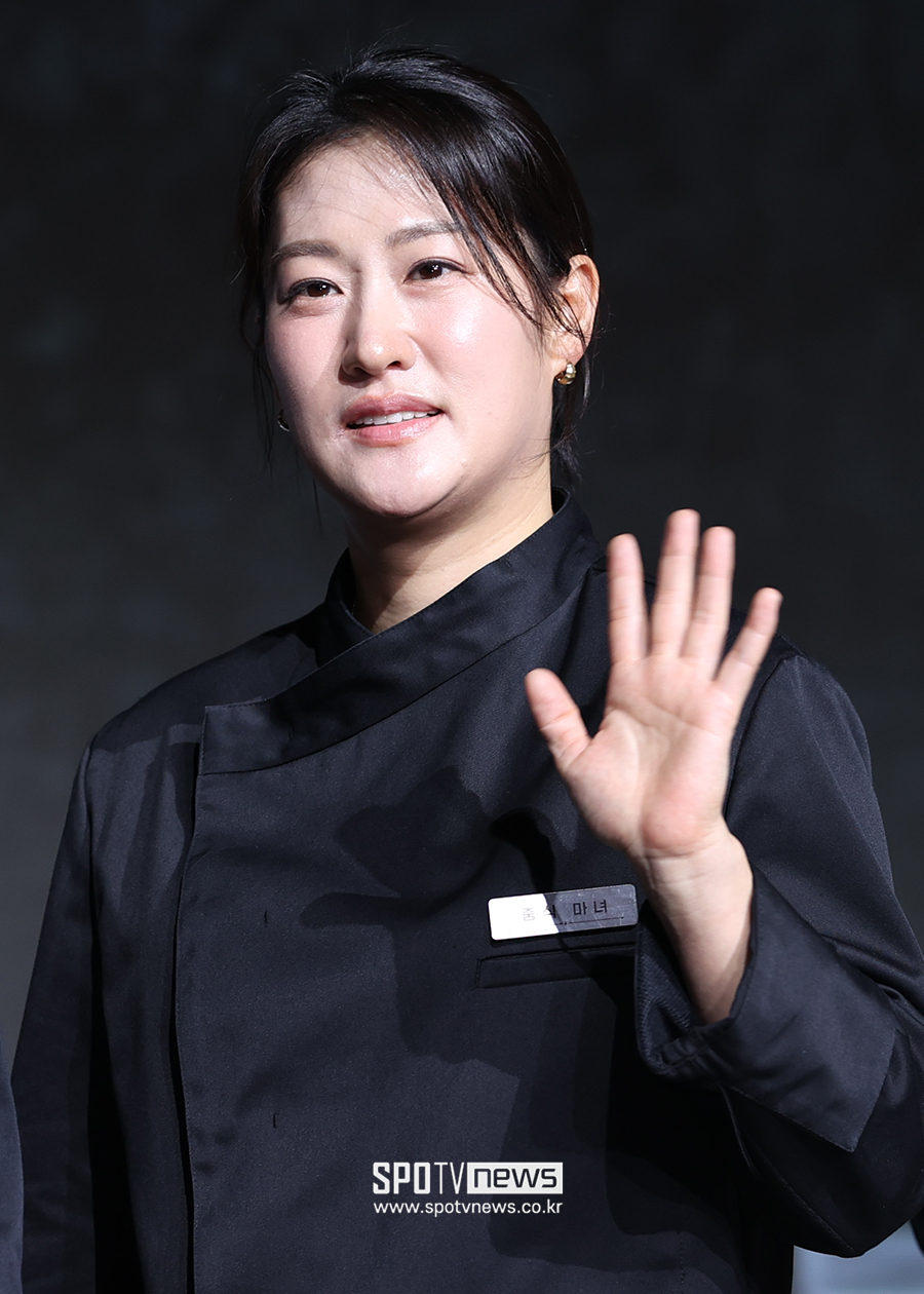[포토S] 중식 마녀, '기대하세요'
