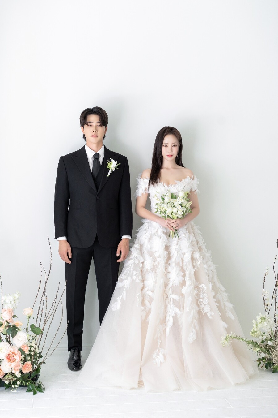 [결혼] NC 천재환, 21일 동갑 신부 진예영 씨와 결혼식 "익숙하고 편안한 존재가 되겠다"