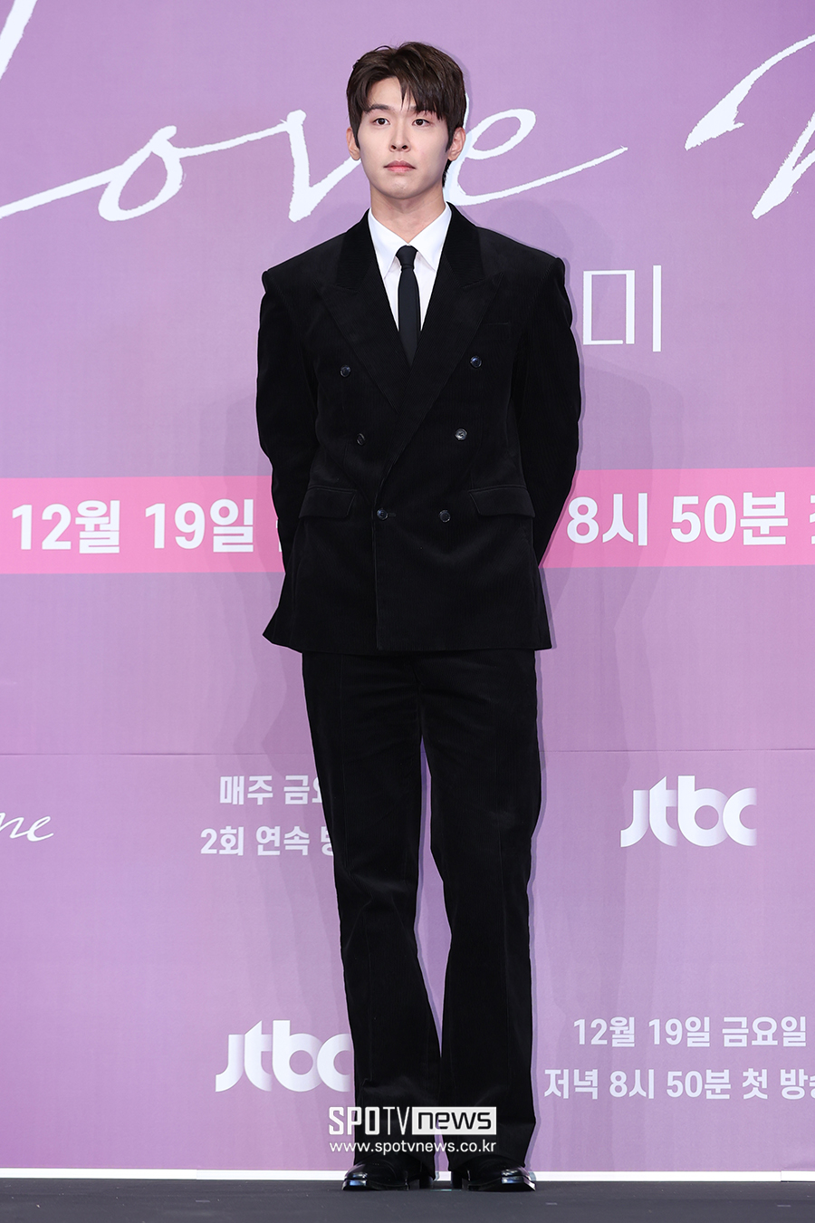 [포토S] 이시우, 완벽한 슈트핏