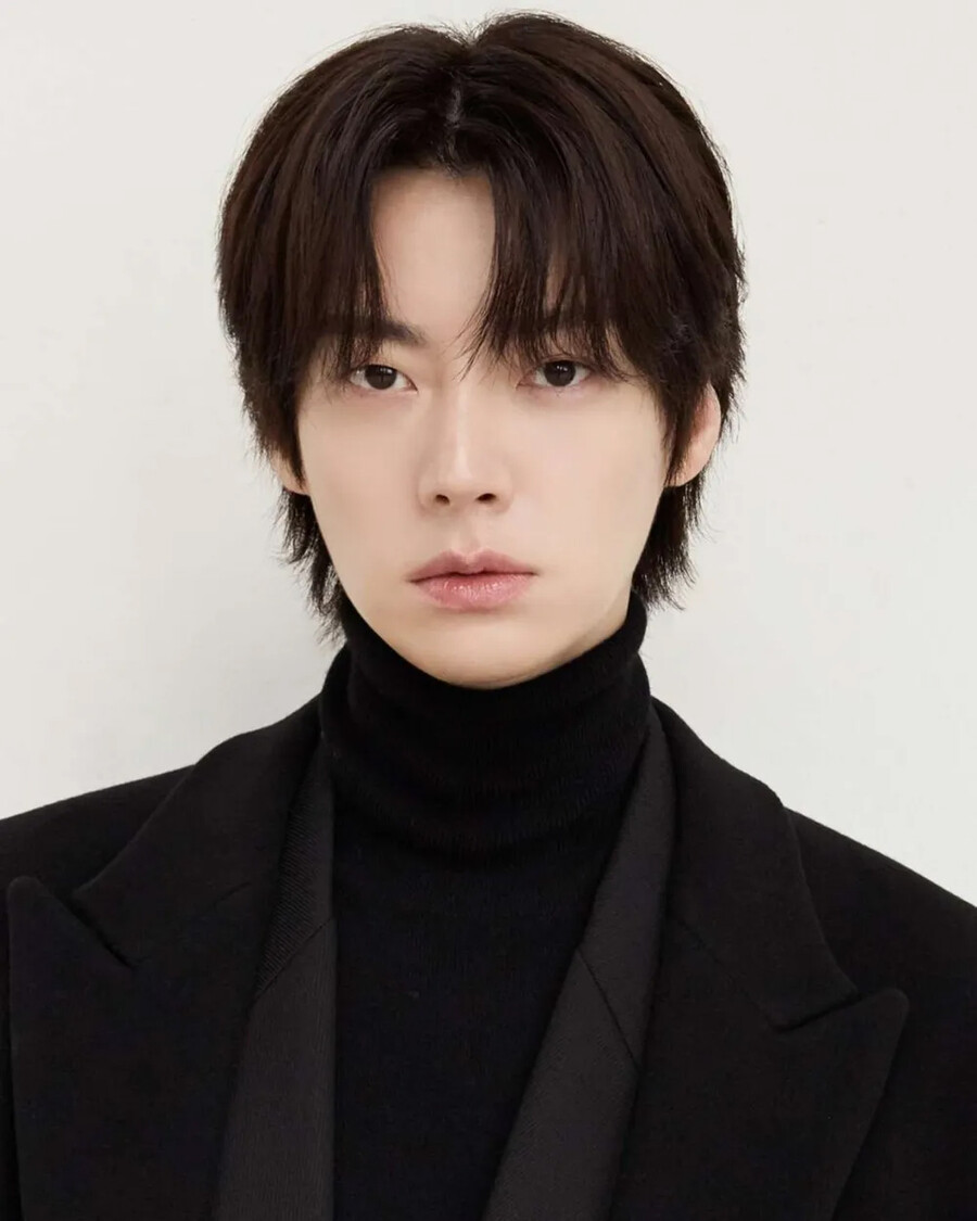 안재현, 새 둥지 찾았다…스튜디오 유후 전속계약