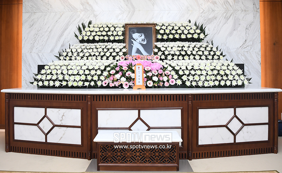 ▲ 고 윤석화 빈소 ⓒ사진공동취재단