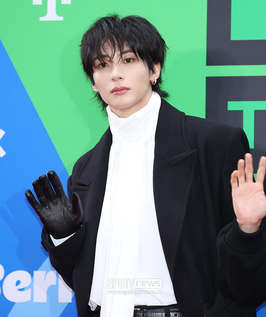 [포토S] 라이즈 앤톤, '테리우스 느낌'