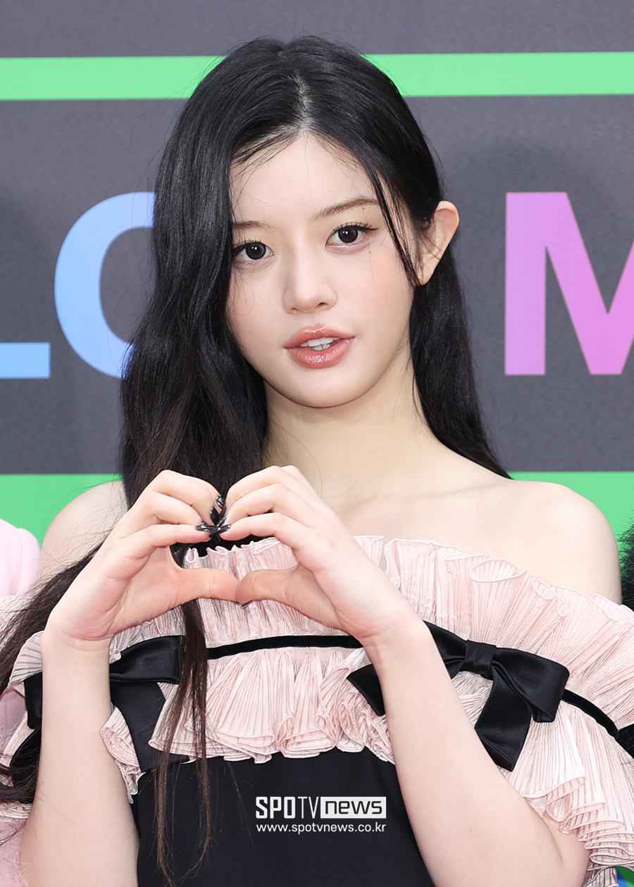 [포토S] 아일릿 민주, '블링블링'