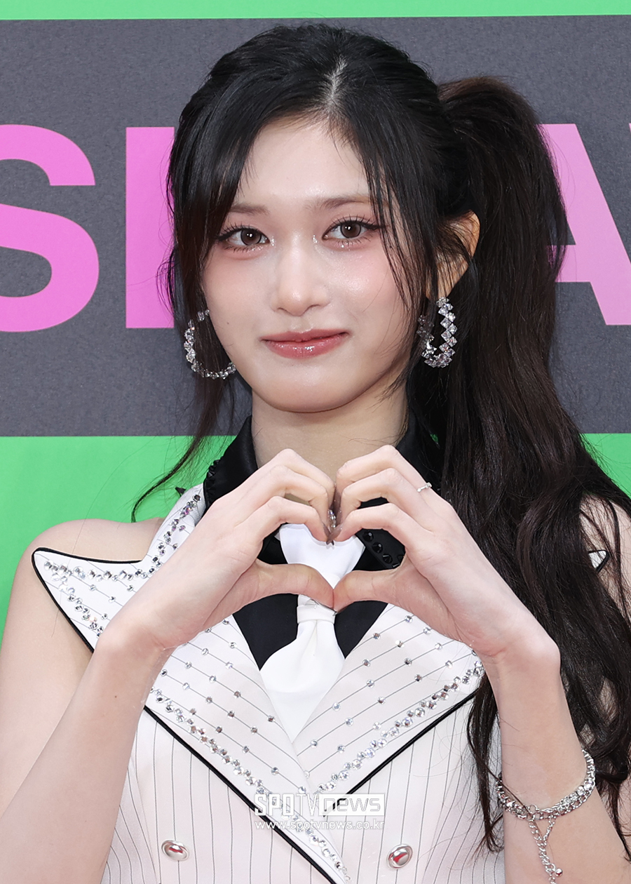 [포토S] 아이브 이서의 하트