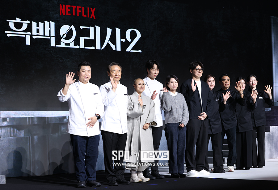 '흑백요리사2' 특수에 예약 폭주, 손종원→윤주모 식당 '돈 있어도 못 먹어'[초점S]