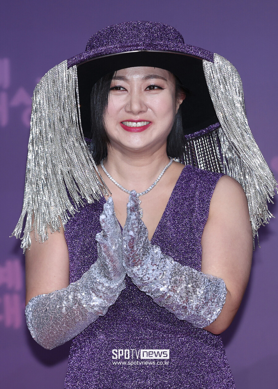박나래, 전 매니저들 '추가 고소'.."공갈 이어 횡령으로" 법적 다툼 가열