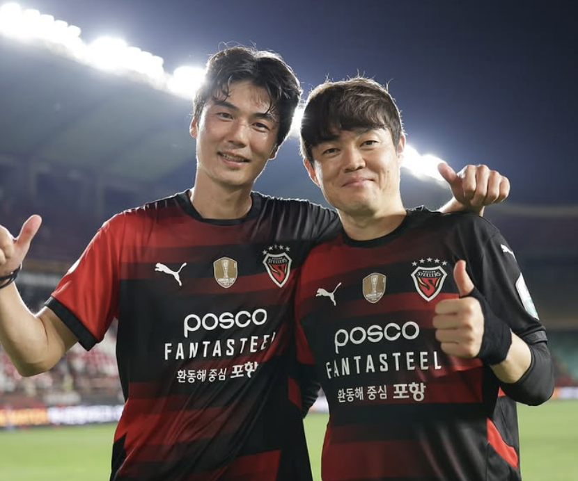 [단독] 포항, 국대급 베테랑과 한 시즌 더 동행…신광훈+기성용 ‘2026년에도 함께 뛰어’ 역대급 ‘크리스마스 선물’