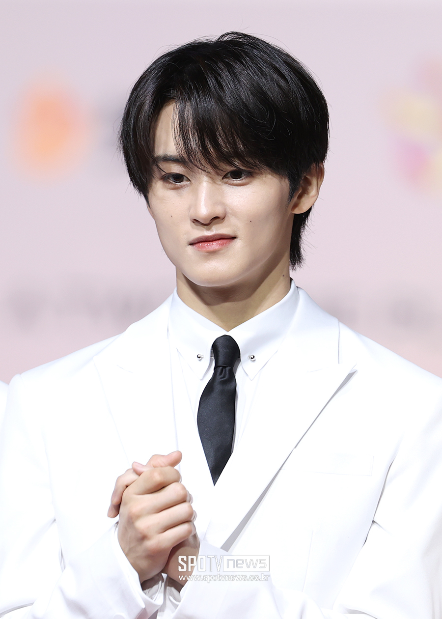 [포토S] NCT드림 마크, '팬들을 바라보며'