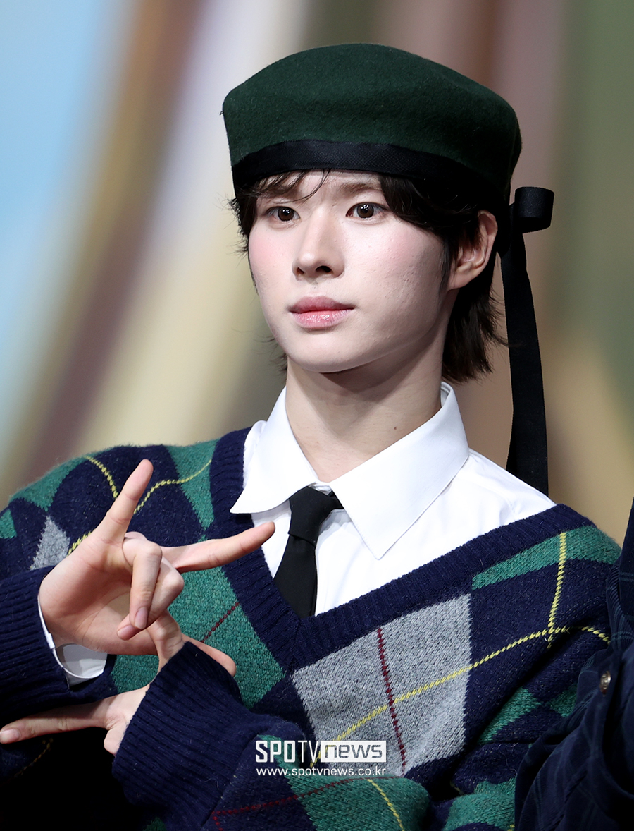 [포토S] 투어스 경민, '기대하세요'