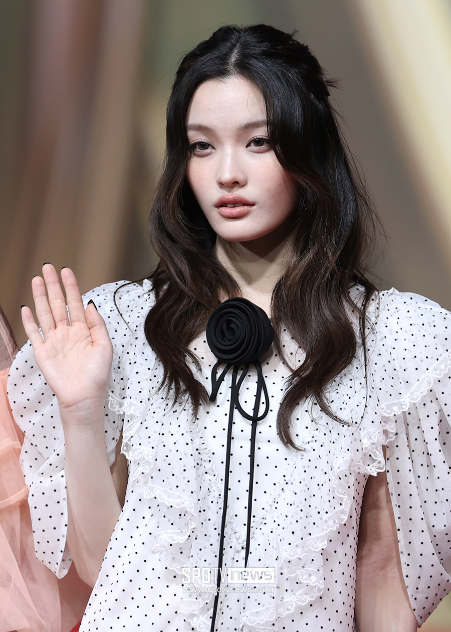 [포토S] 아일릿 이로하, 달라진 분위기