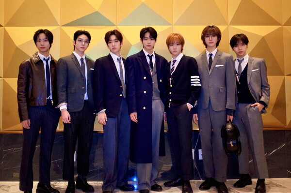 아이딧, '가요대전' 찢은 '하이엔드 러프돌' 파격 퍼포먼스