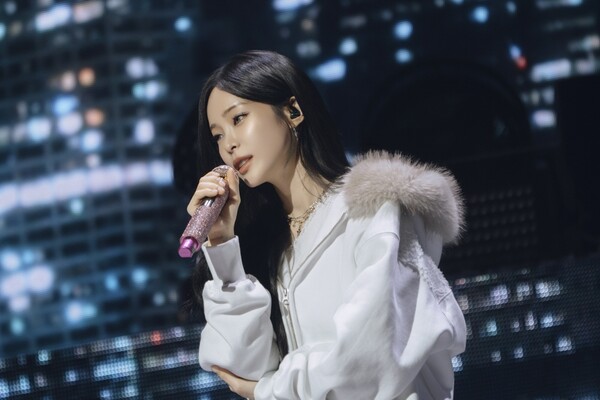 헤이즈 "한 해의 끝, 음악과 사랑으로 채울 수 있어 감사"…2년만의 콘서트 성료