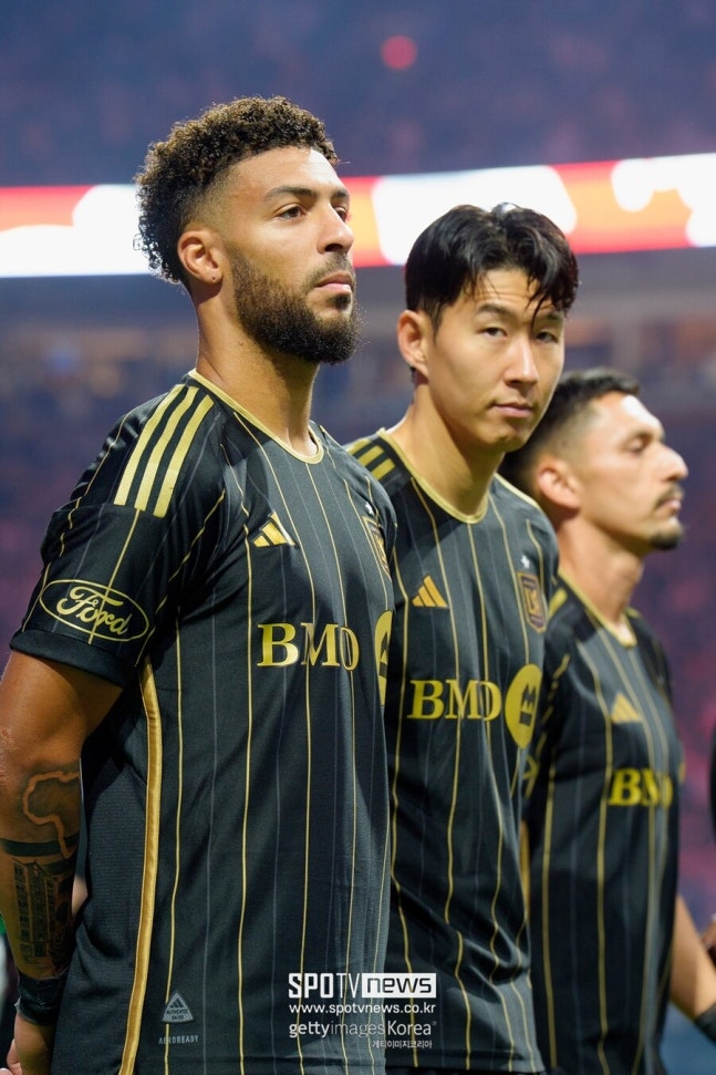 ▲ 손흥민의 짧지만 강렬했던 MLS 첫 시즌이 끝났다. 2025년 8월에 합류해 첫 경기부터 결정적인 페널티킥을 유도했던 손흥민은 플레이오프 포함 총 13경기에서 12골 4도움으로 1년차를 끝냈다.