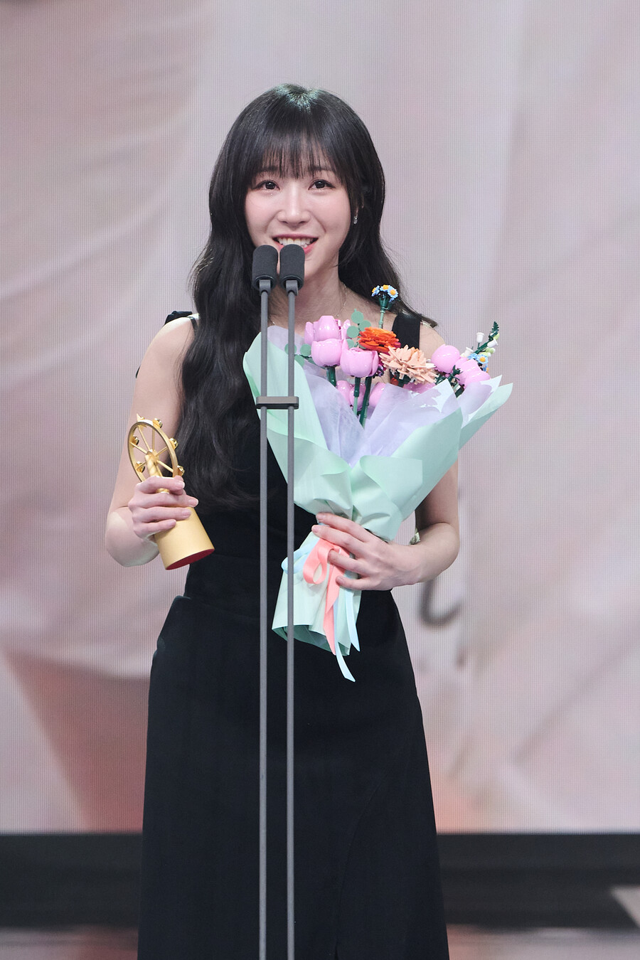 쯔양 "죽을만큼 힘들 때 살고싶더라…내게 먹힌 모든 음식들에 영광을"[MBC연예대상]