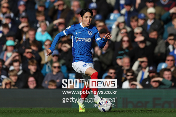 韓 축구 경사! 양민혁, 역대급 미친 극장골 폭발...광란의 도가니 된 포츠머스, 양민혁 결승골로 찰턴에 2-1 승리
