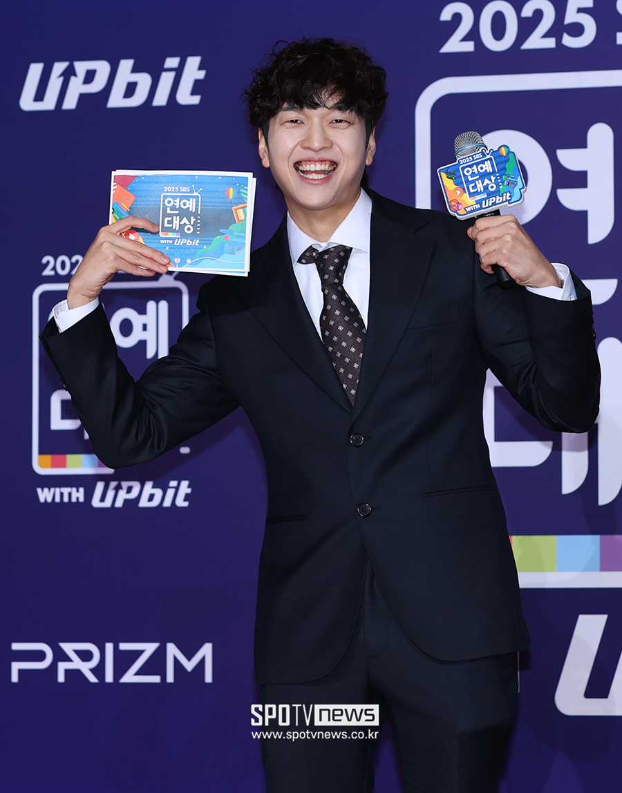 [포토S] 유재필, '항상 밝은 에너지!'