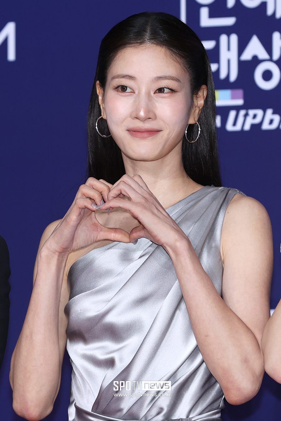 [포토S] 이현이, 청순한 긴 생머리