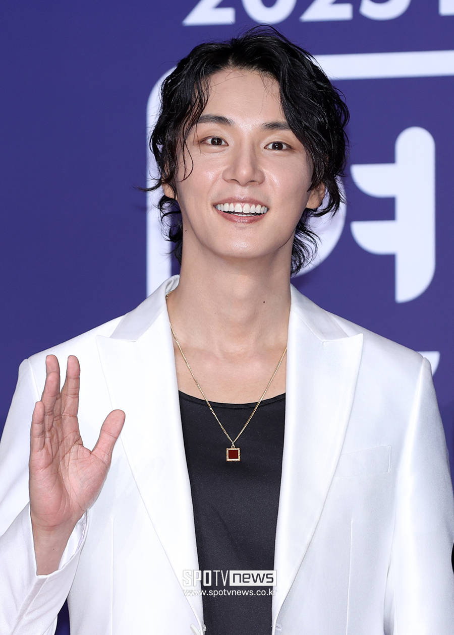 [포토S] 윤시윤, '장발이 찰떡'