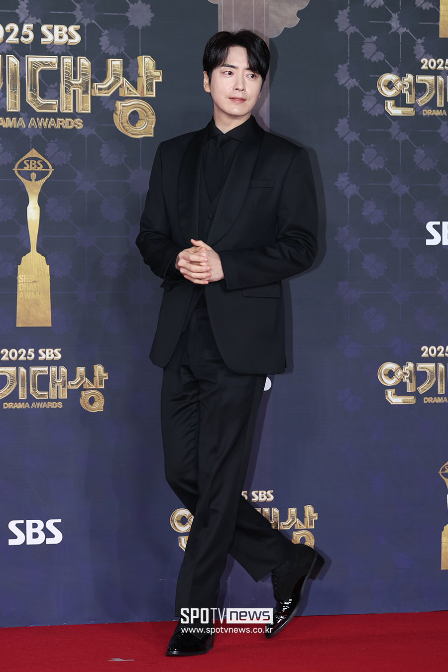[포토S] 이준혁, '입장부터 멋있네'