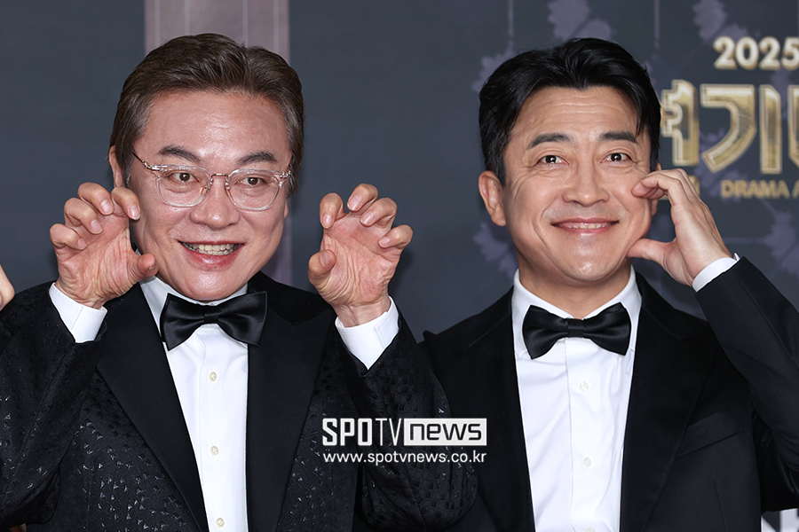 [포토S] 김의성-장혁진, '기대하세요'