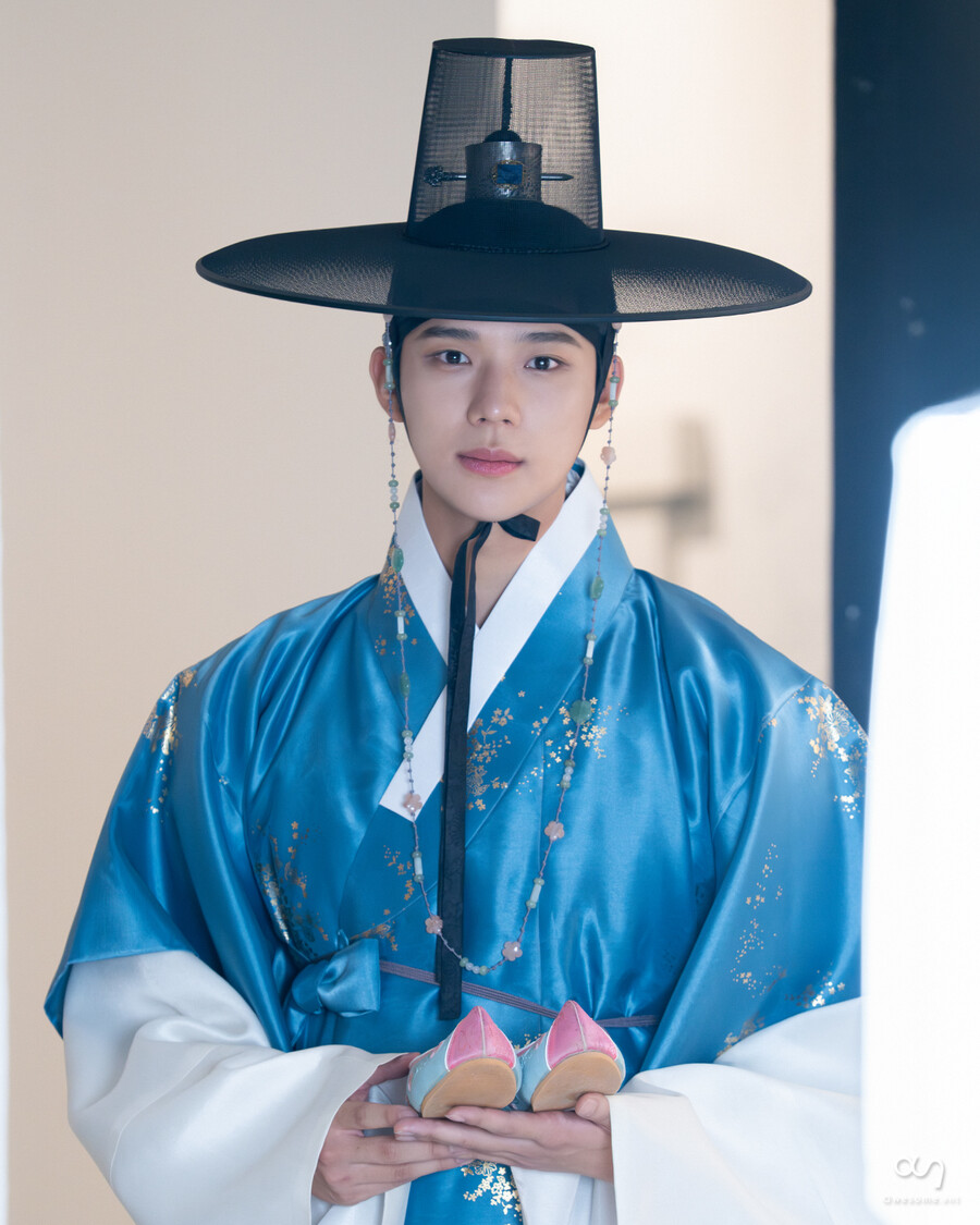 '은애하는 도적님아' 문상민, '로코 대군' 합격점…190cm 한복 비주얼 '황홀'