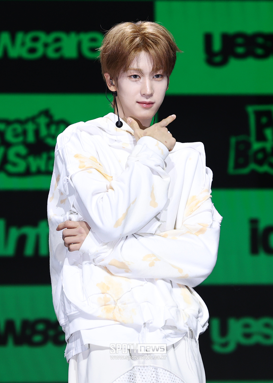 [포토S] 아이덴티티 이규혁, '블링블링'