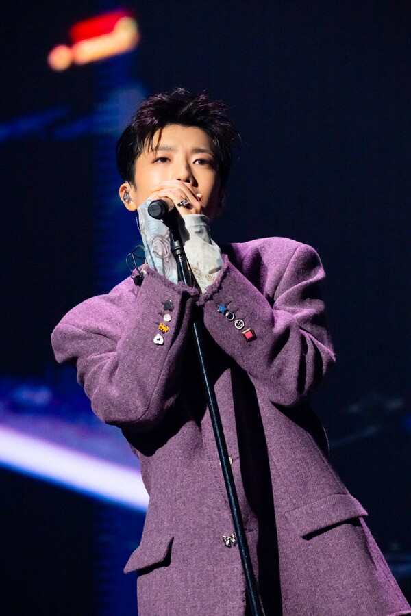 장우영, 日 고베 단독 콘서트 성황…현지 팬들과 2025년 따뜻한 마무리