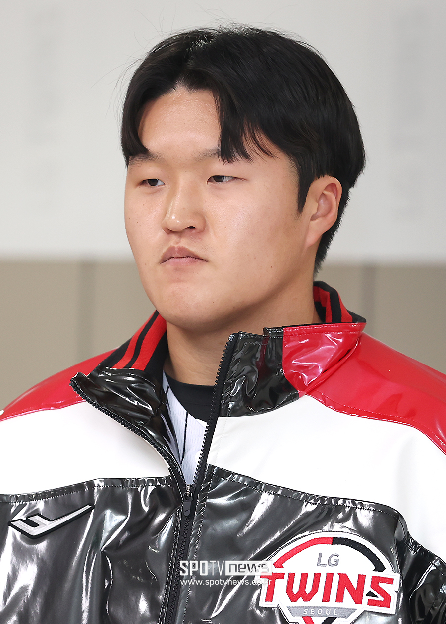 [포토S] 강민기, '박동원 선배님처럼 열심히 해보겠습니다'