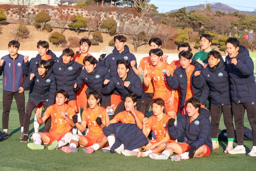[스포티비뉴스X한국대학축구연맹 프레스센터]제주관광대 박수원, 환상적인 헤더로 극장승 완성
