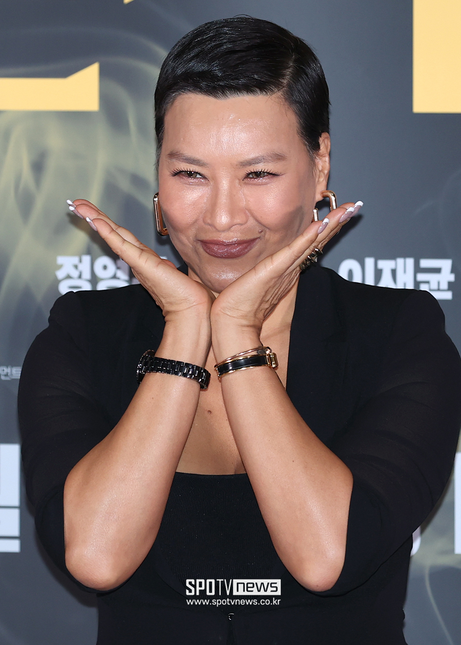 [포토S] 정영주, 카리스마 꽃받침