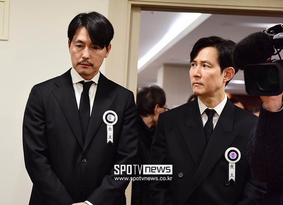 ▲ 고 안성기 빈소 정우성 이정재 ⓒ사진공동취재단