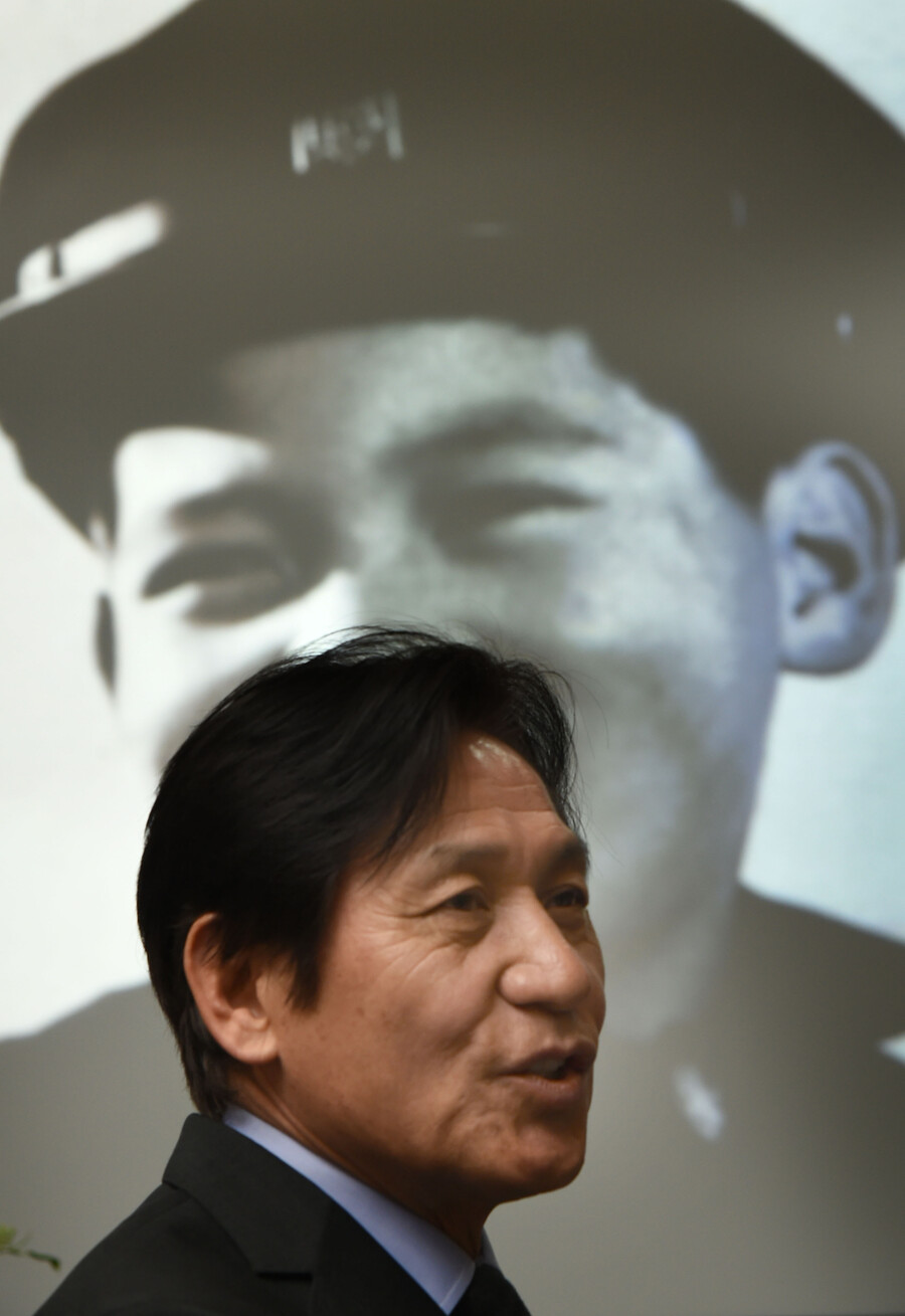 故안성기를 기억하다…한국영상자료원, 대표작 10편 온라인 추모전 진행