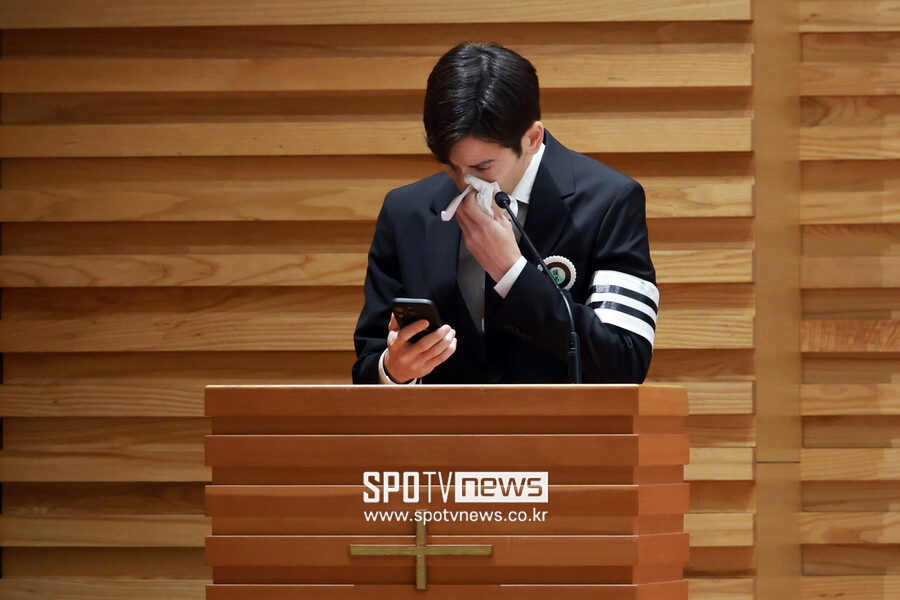 故안성기, 생전 편지 공개됐다…"이 세상에 필요한 건 착한 사람" 영결식 눈물바다