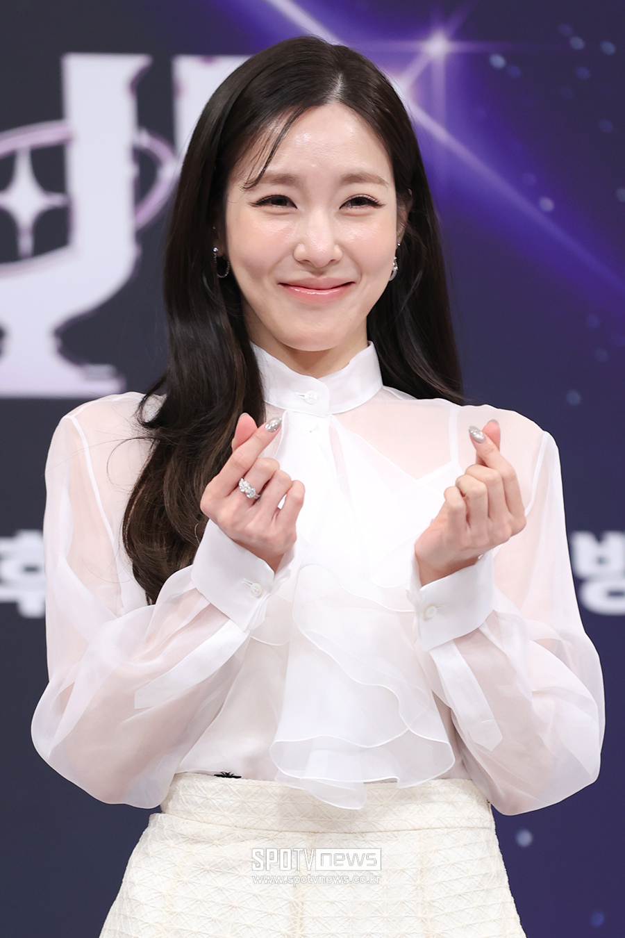 티파니 영, ♥변요한 간접 언급 "아낌없이 응원하고 믿어줘…심사 기대하고 있다"