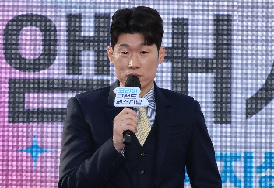 맙소사! ‘박지성 절친’, 맨유 전격 복귀…英 스카이스포츠 “판 니스텔로이 감독직 후보 거론”