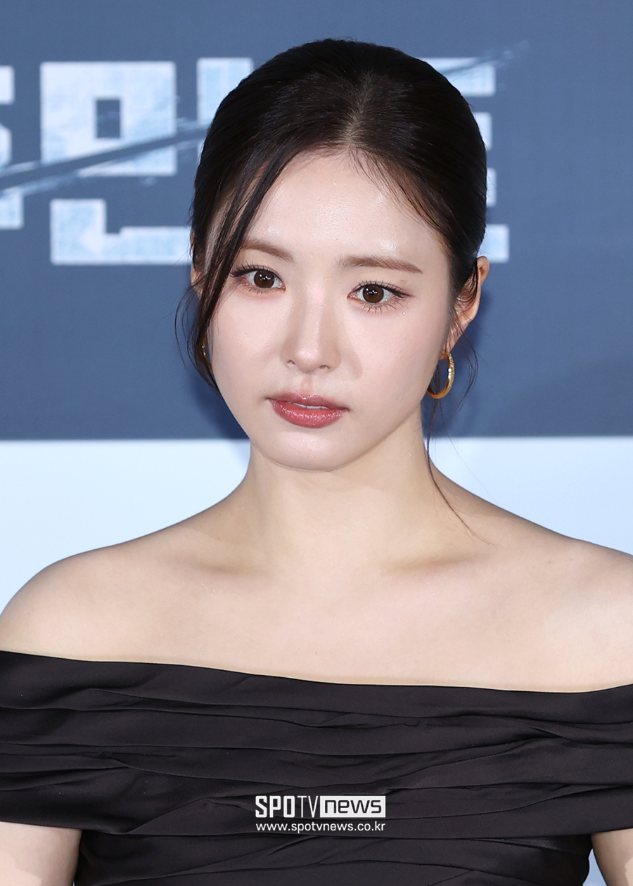 '휴민트' 박정민, 화사 이어 신세경과 멜로 "눈에서 마법 같은 매력 나와 놀랍다"