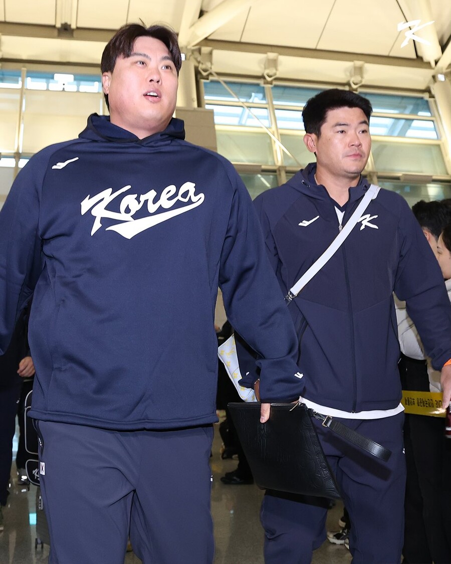 역대 최고령 홀드왕이 "류현진 보고 배우려고요" 후배 관찰했다…잘하는 덴 이유가 있구나