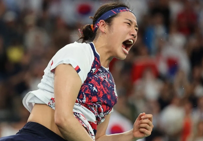 '또또 해냈다!' 안세영, 日 오쿠하라 제압 '인도오픈' 첫 경기서 2-0 승전고...대진운 속 16강 진출