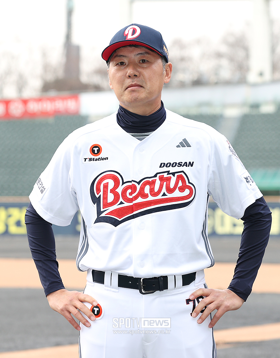 [포토S] 기념 촬영하는 두산 김원형 감독
